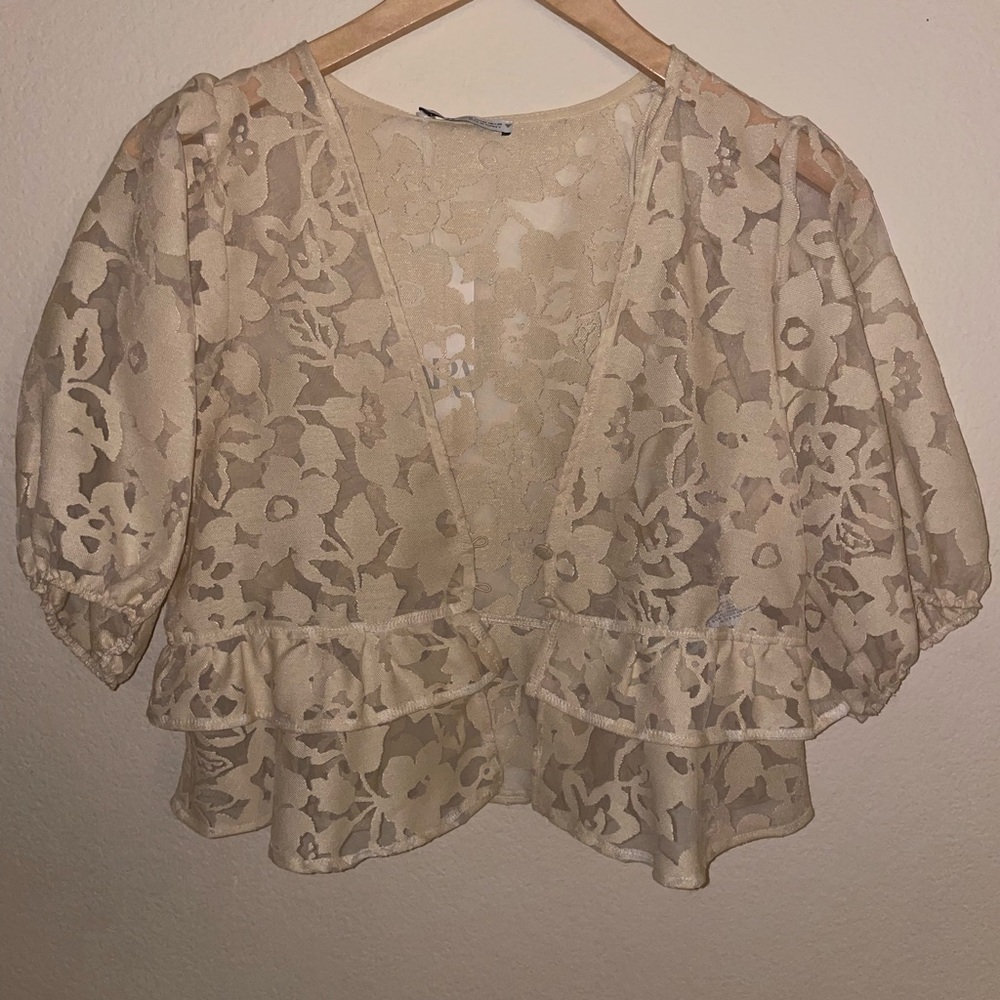 ZARA FLORAL BLOUSE